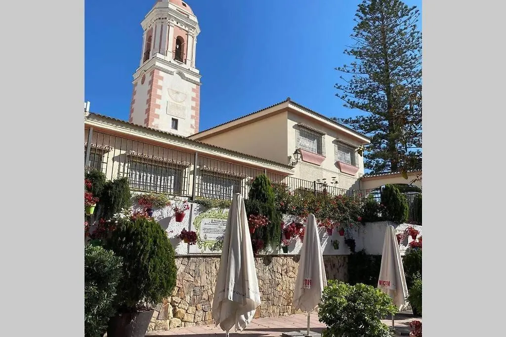 Estepona Seaview Apartment Seletur